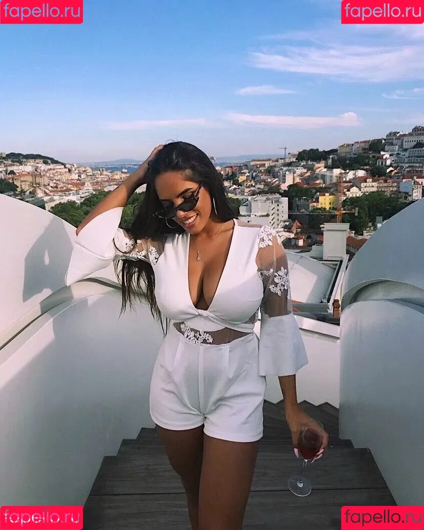 Kika Onlyfans Photo Gallery 