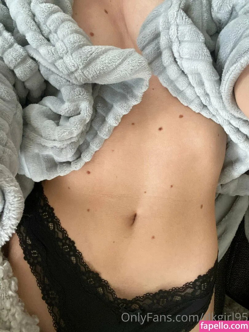 dkgirl95 Onlyfans Photo Gallery 
