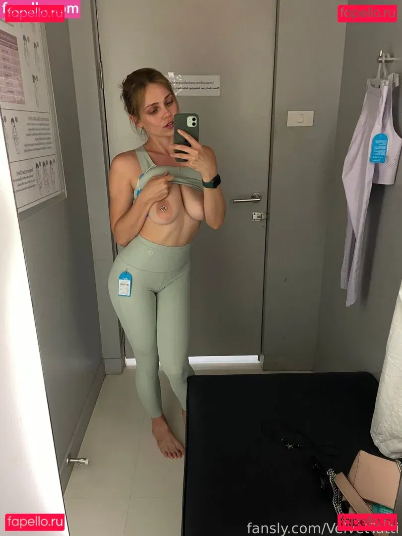 VelvetTatti Onlyfans Photo Gallery 