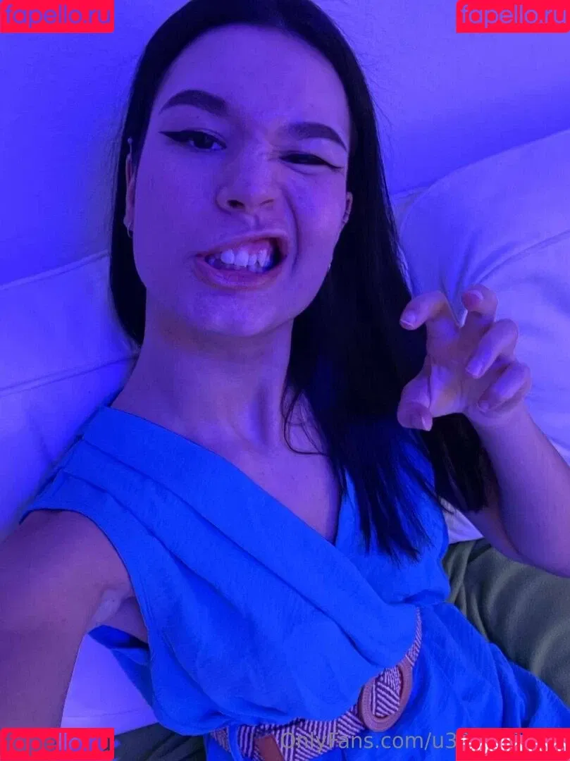 virginallison Onlyfans Photo Gallery 