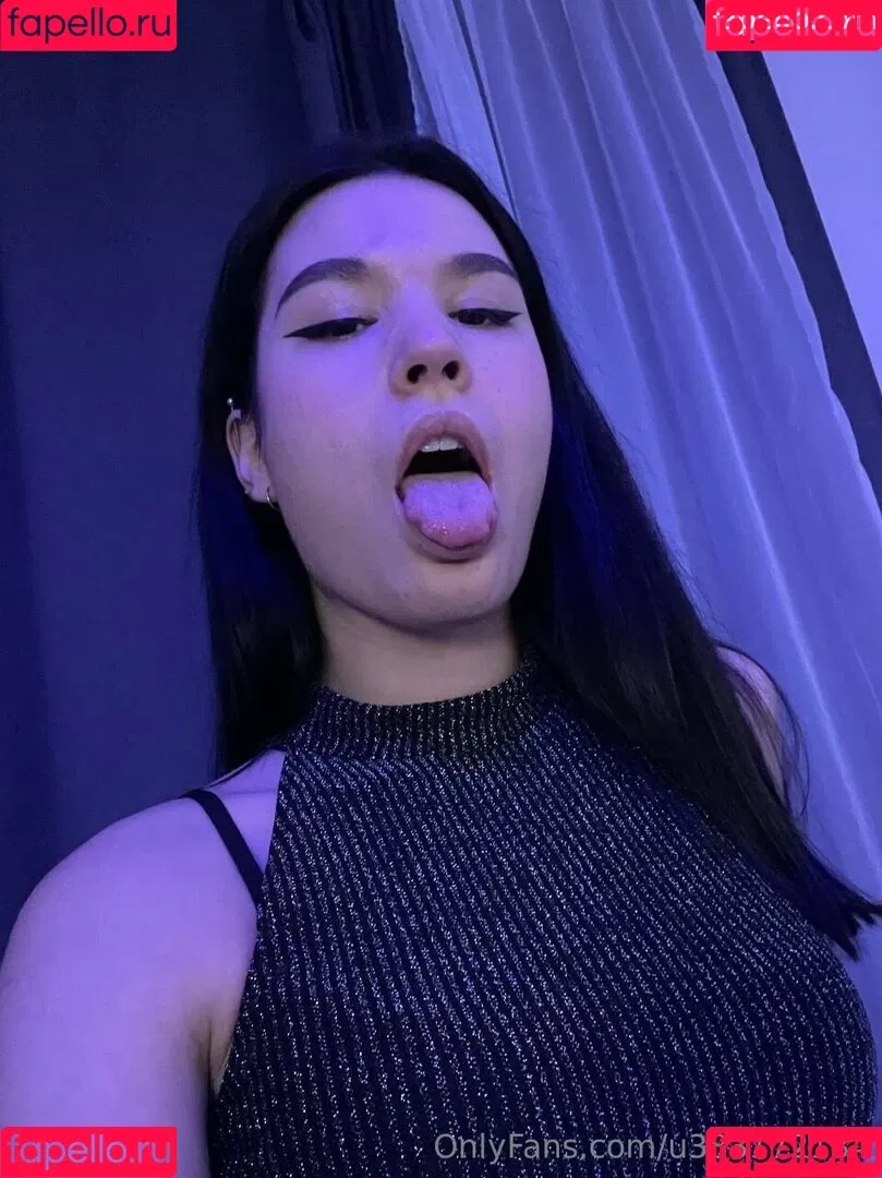 virginallison Onlyfans Photo Gallery 