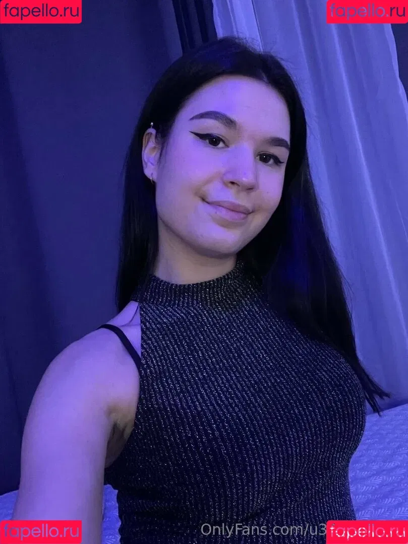 virginallison Onlyfans Photo Gallery 