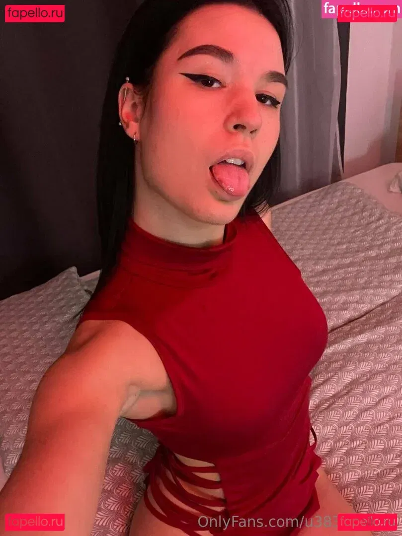 virginallison Onlyfans Photo Gallery 