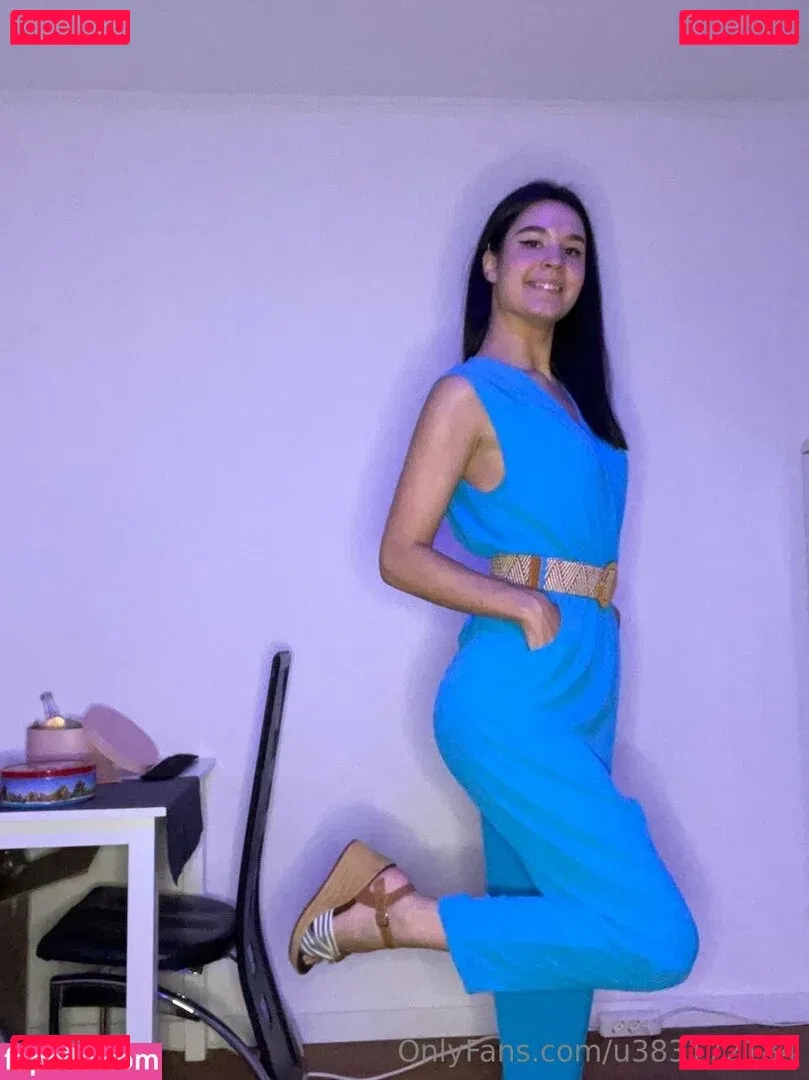 virginallison Onlyfans Photo Gallery 