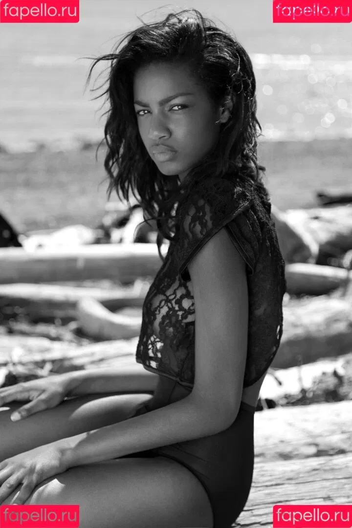 Ebonee Davis Onlyfans Photo Gallery 