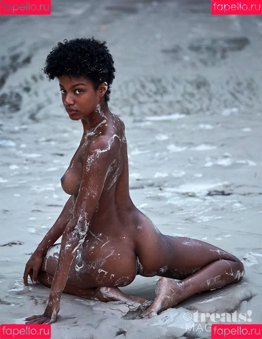 Ebonee Davis Onlyfans Photo Gallery 