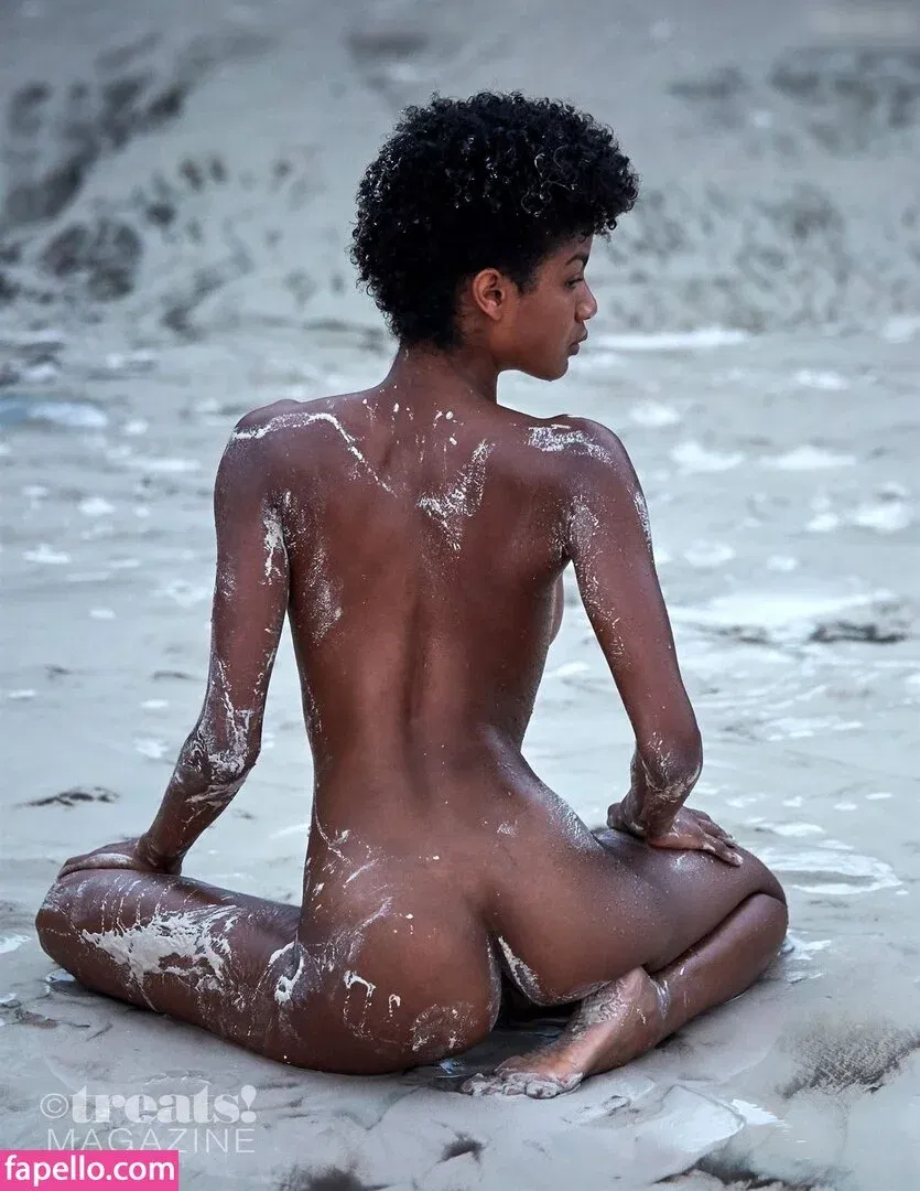 Ebonee Davis Onlyfans Photo Gallery 