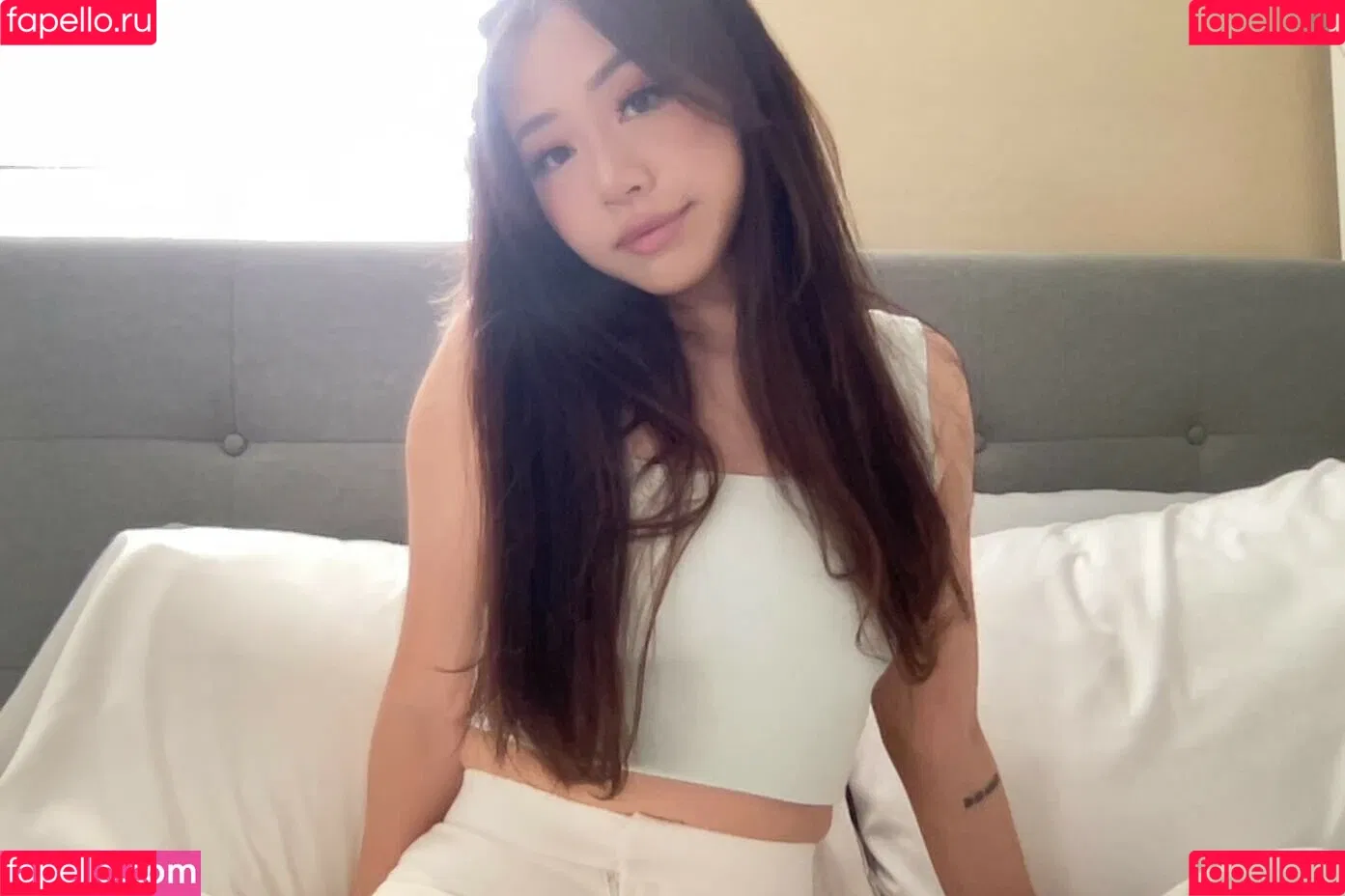 viavmber Onlyfans Photo Gallery 