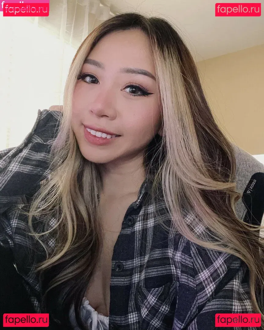 viavmber Onlyfans Photo Gallery 