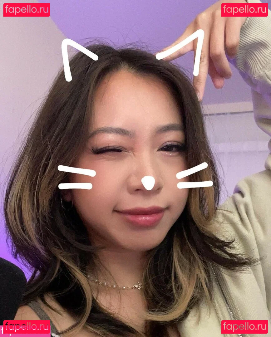 viavmber Onlyfans Photo Gallery 