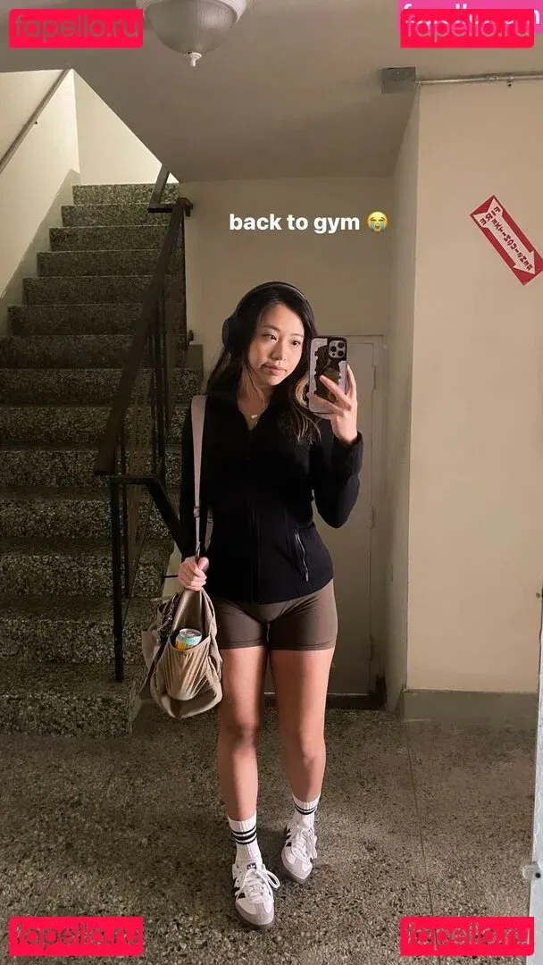 viavmber Onlyfans Photo Gallery 