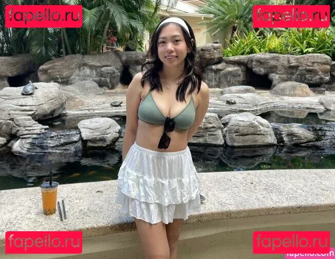 viavmber Onlyfans Photo Gallery 