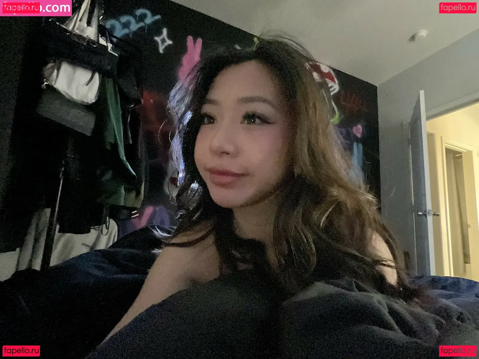 viavmber Onlyfans Photo Gallery 