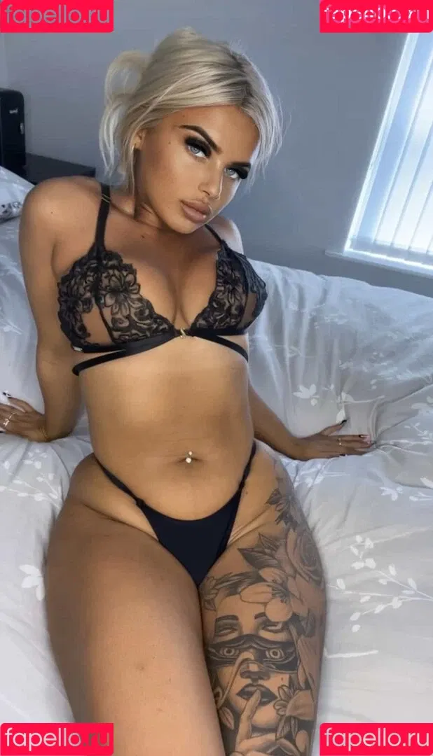 Scarlett Fox Onlyfans Photo Gallery 