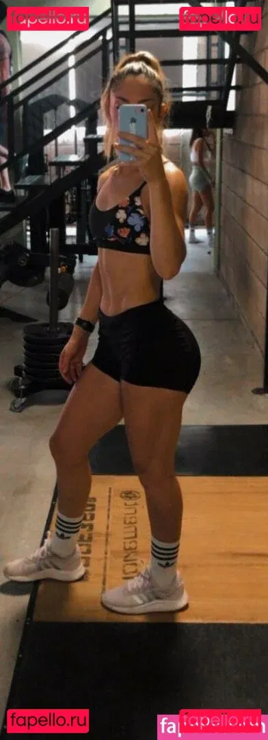 Scarlett Fox Onlyfans Photo Gallery 