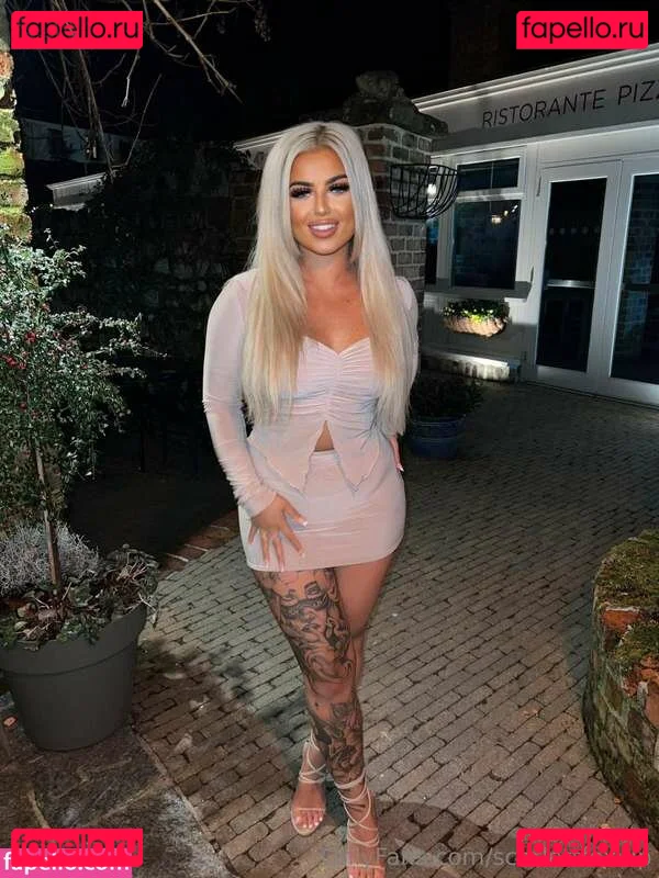 Scarlett Fox Onlyfans Photo Gallery 