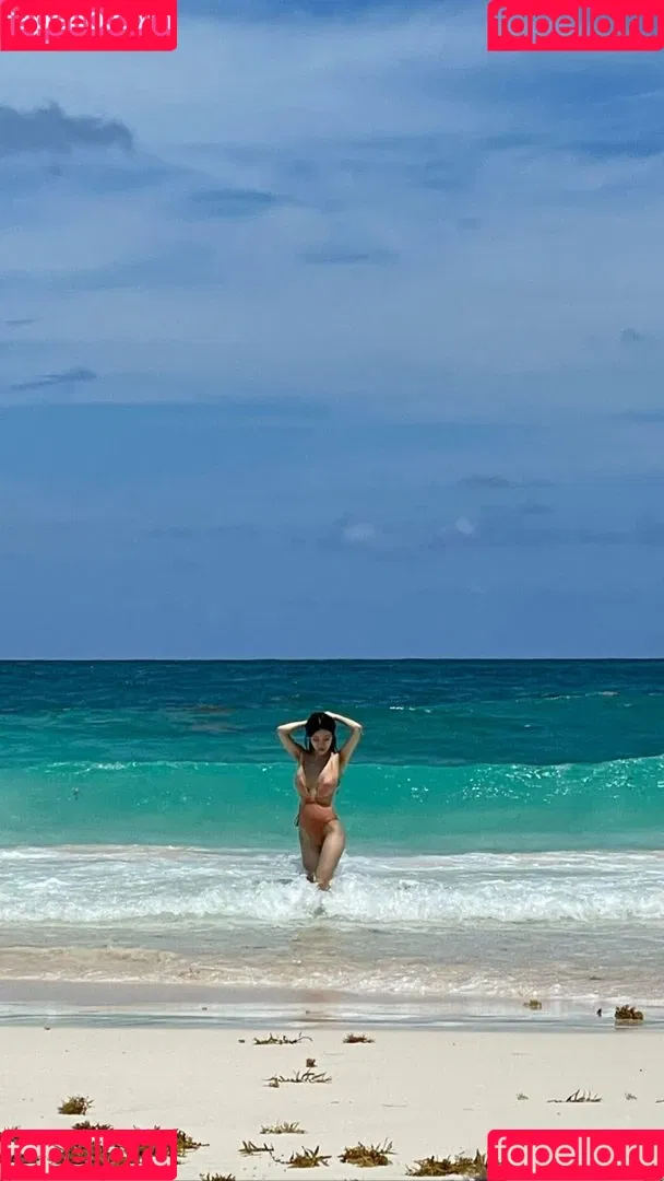 Mari Bambei Onlyfans Photo Gallery 