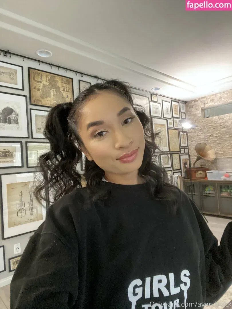 averyblack Onlyfans Photo Gallery 