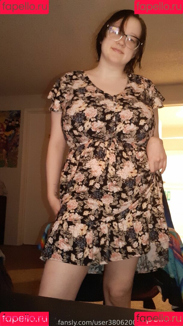 glassimpulse Onlyfans Photo Gallery 