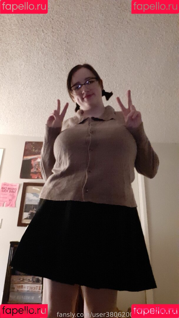 glassimpulse Onlyfans Photo Gallery 