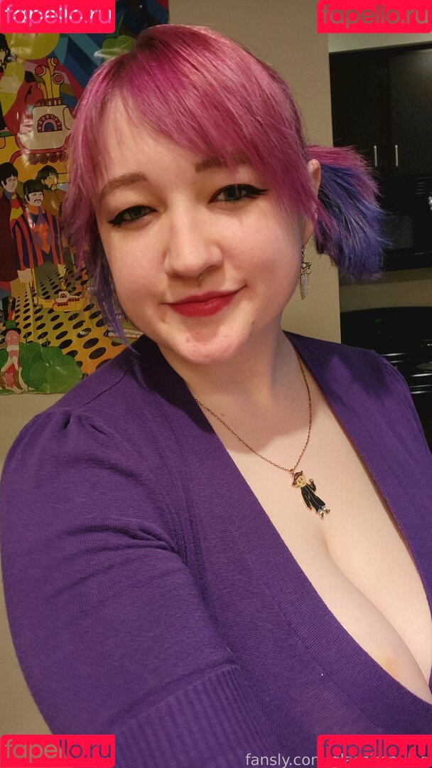 glassimpulse Onlyfans Photo Gallery 