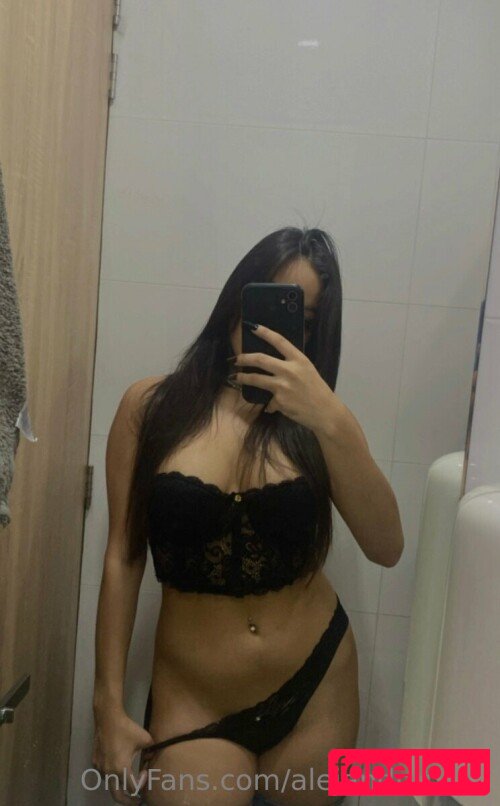 Alejandra Urueña Nude Onlyfans Photo 10