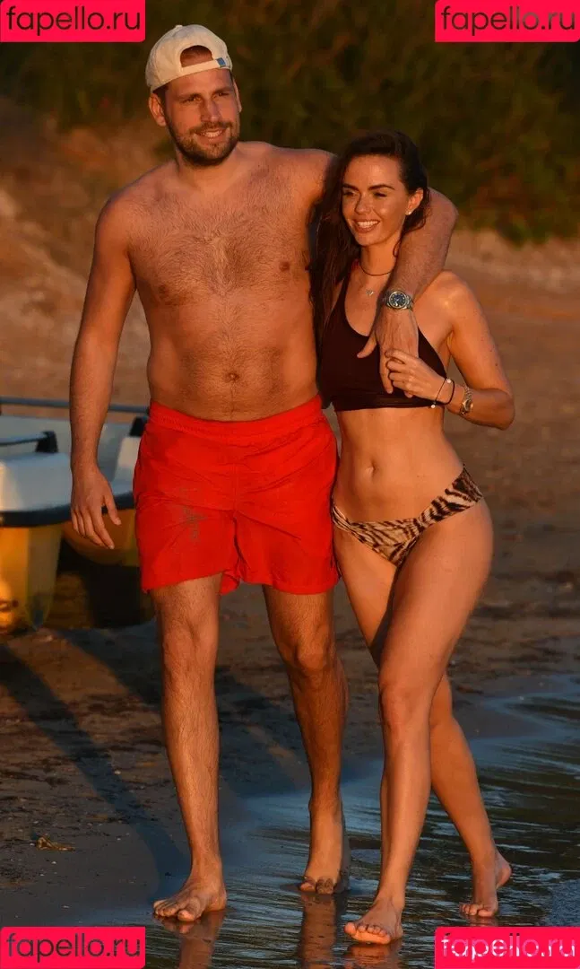Jennifer Metcalfe Onlyfans Photo Gallery 
