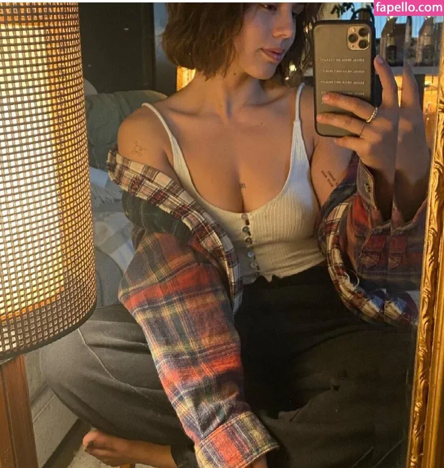 Megan Batoon Onlyfans Photo Gallery 