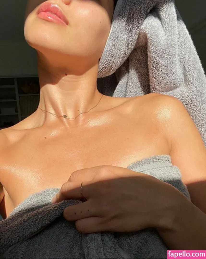 Megan Batoon Onlyfans Photo Gallery 