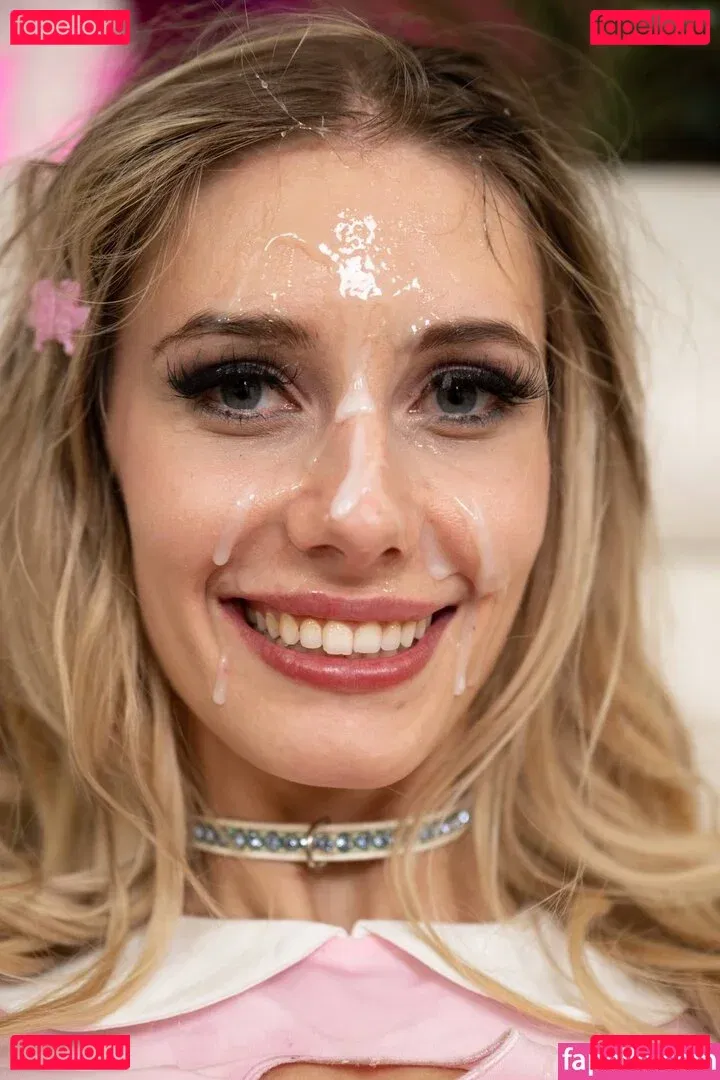 Emily Jade Onlyfans Photo Gallery 