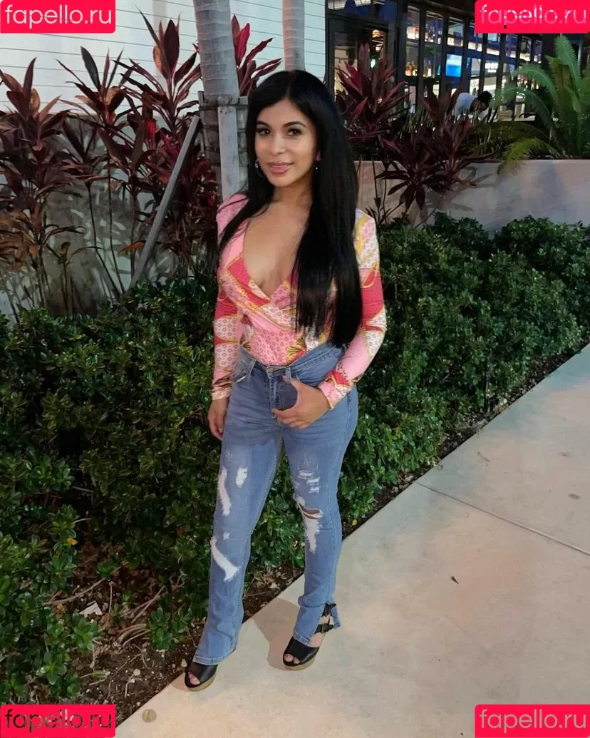 itsPattyG Onlyfans Photo Gallery 