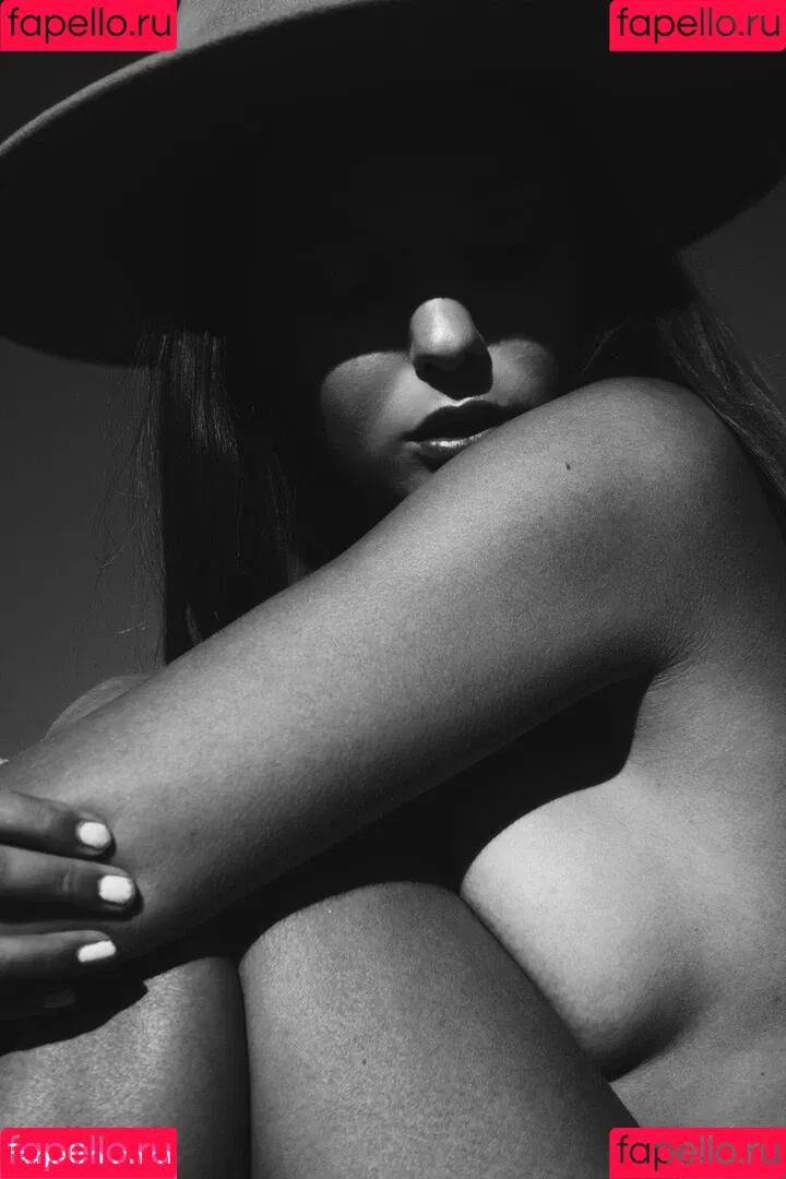 zoelletheresamarie Onlyfans Photo Gallery 
