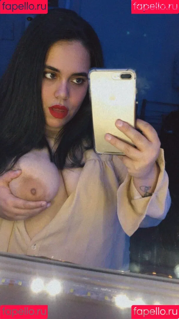 Goddes Nini Onlyfans Photo Gallery 