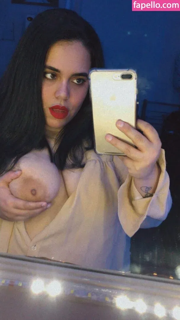 Goddes Nini Onlyfans Photo Gallery 