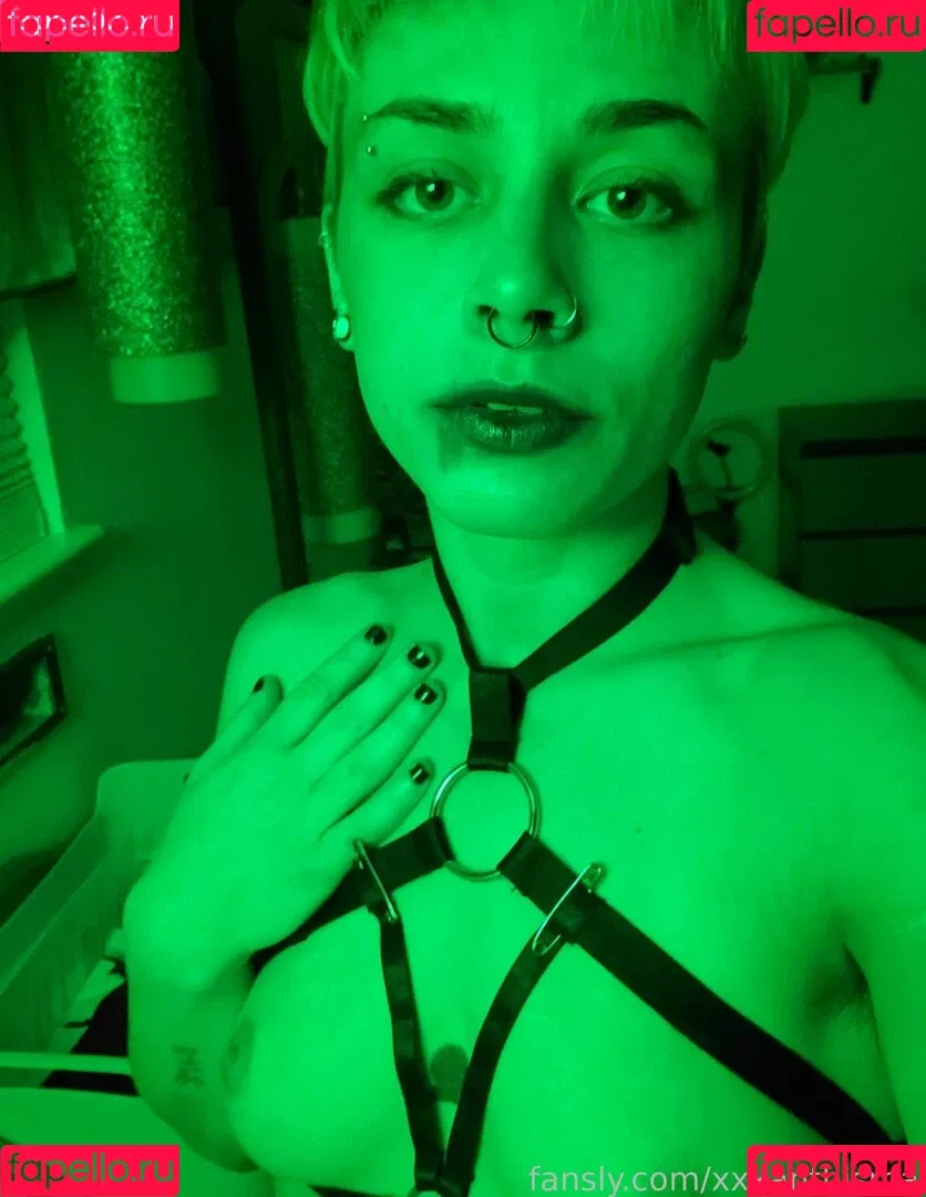 xxxanthisma Onlyfans Photo Gallery 