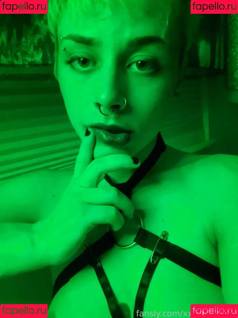 xxxanthisma Onlyfans Photo Gallery 