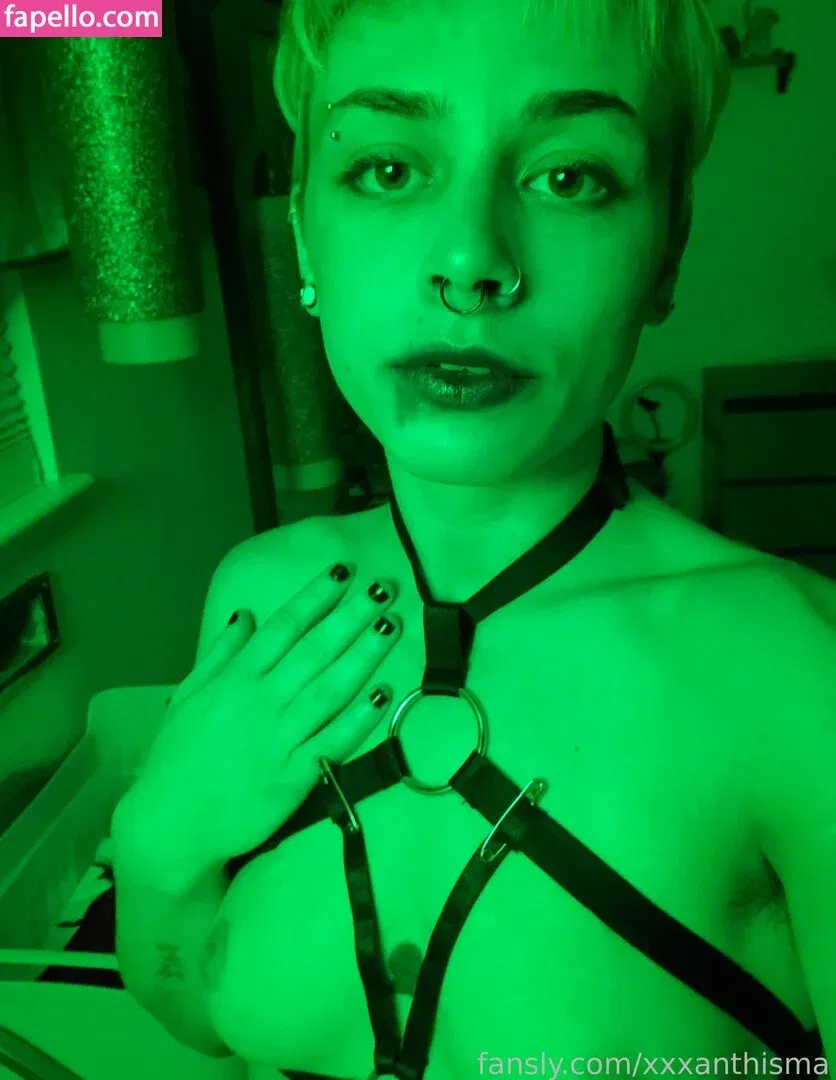 xxxanthisma Onlyfans Photo Gallery 