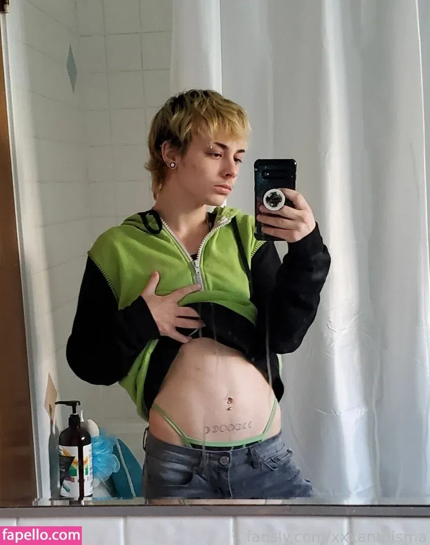 xxxanthisma Onlyfans Photo Gallery 