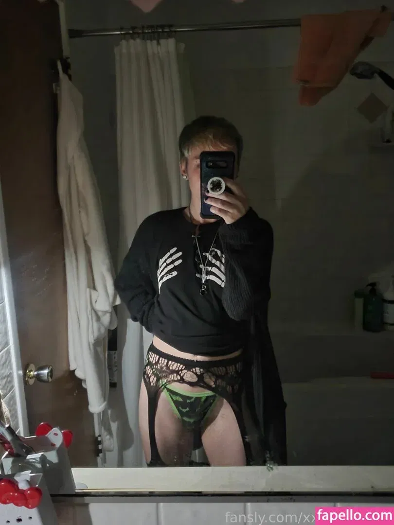 xxxanthisma Onlyfans Photo Gallery 