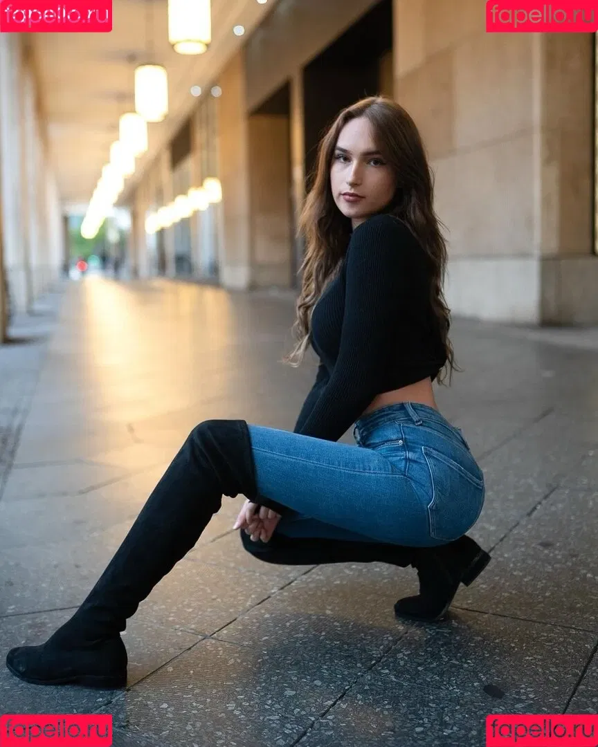 Nona kanal Onlyfans Photo Gallery 
