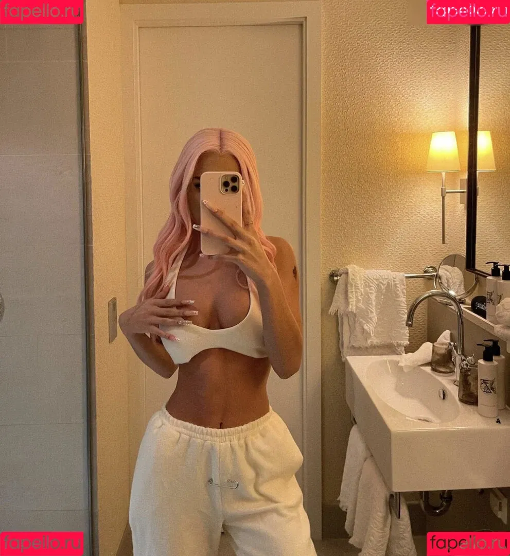 Nona kanal Onlyfans Photo Gallery 