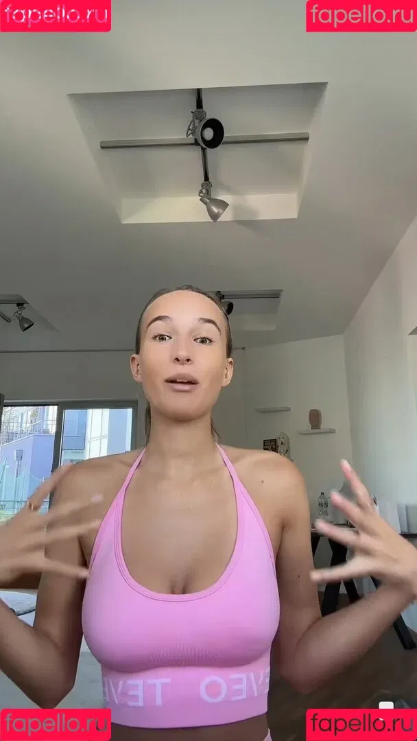 Nona kanal Onlyfans Photo Gallery 