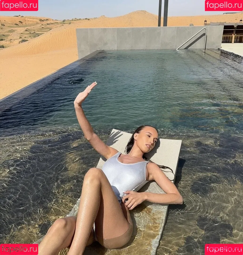 Nona kanal Onlyfans Photo Gallery 