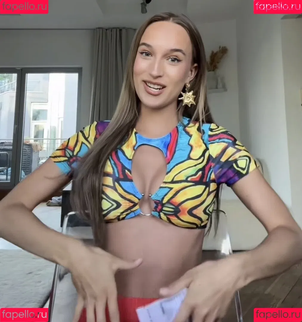 Nona kanal Onlyfans Photo Gallery 