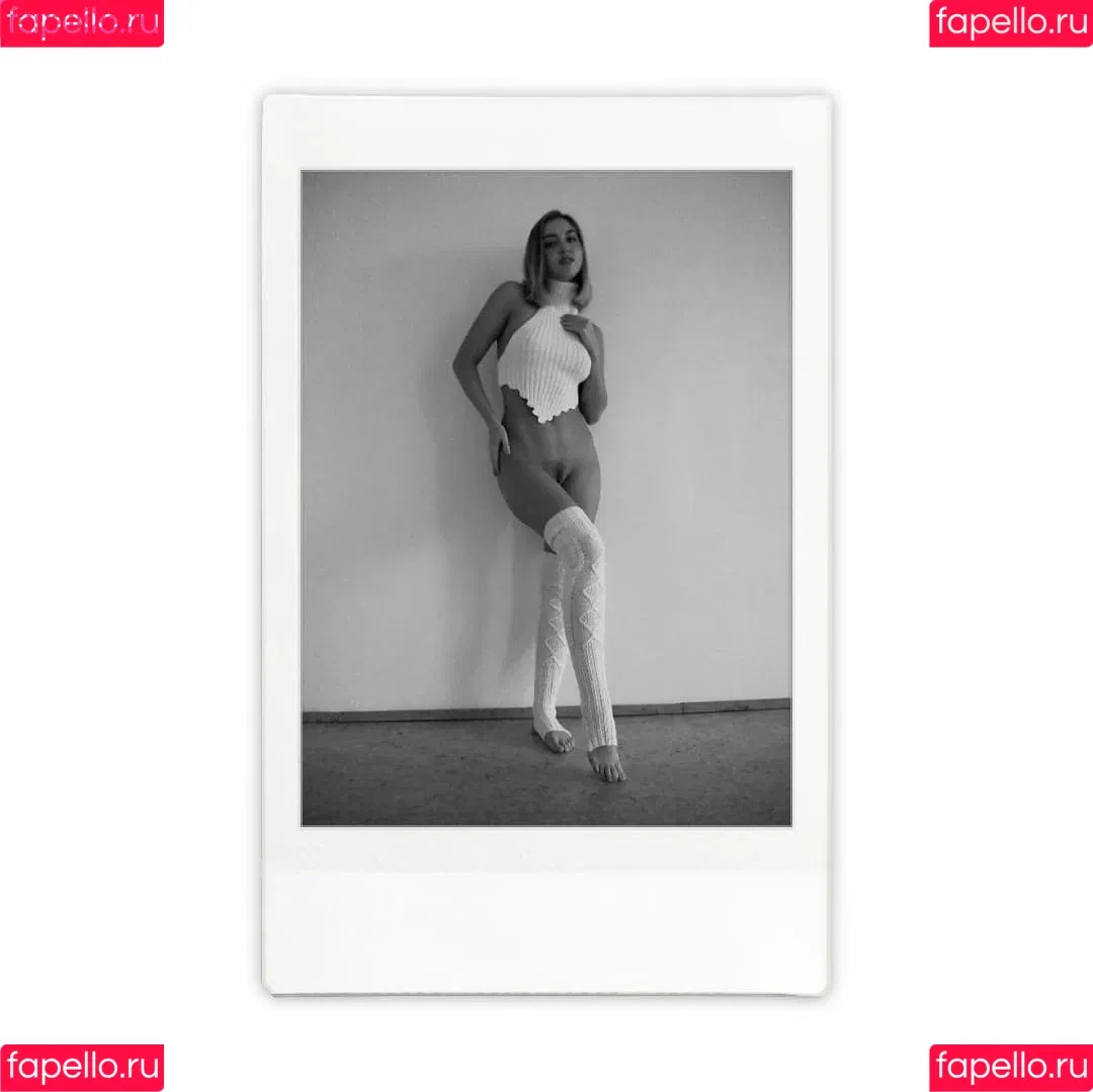 Weronika Wabia Onlyfans Photo Gallery 