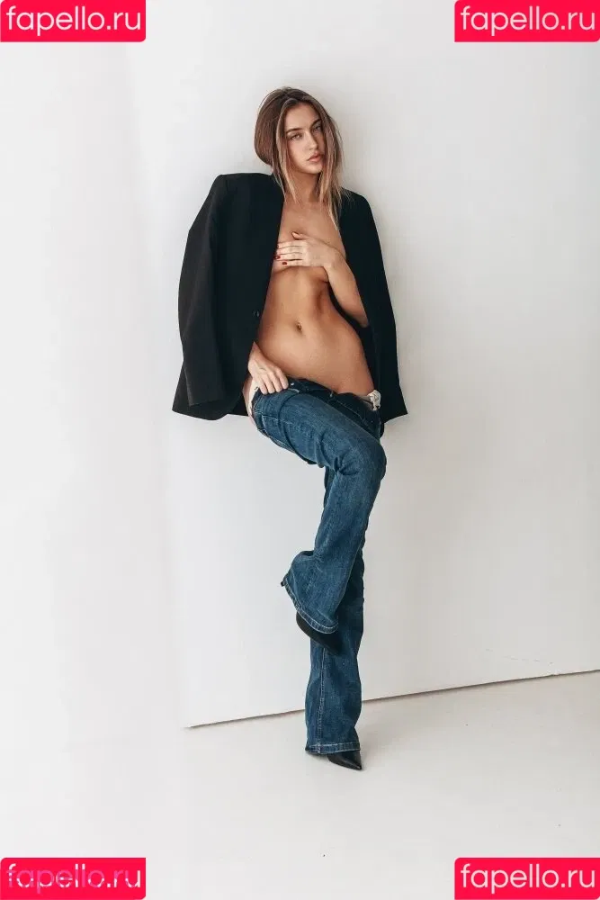 Weronika Wabia Onlyfans Photo Gallery 