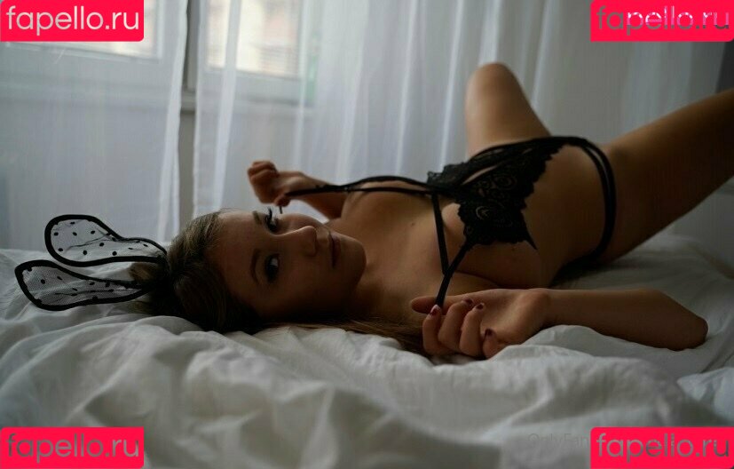 mala_terez Onlyfans Photo Gallery 