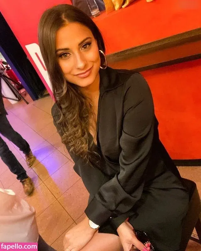 Sharon Trovato Onlyfans Photo Gallery 