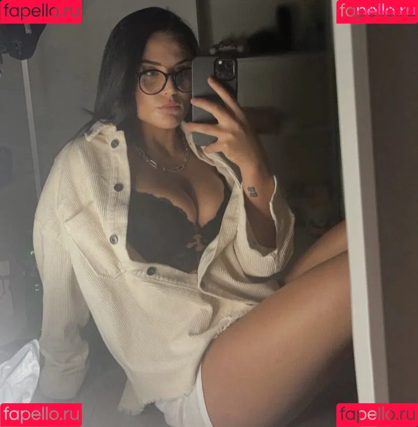 sugarveezy Onlyfans Photo Gallery 