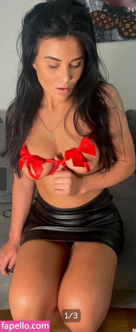 sugarveezy Onlyfans Photo Gallery 